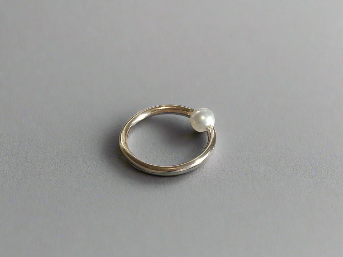 Captive Bead Ring w/ Swarovski Small Pearl - 14 ga Hoop - 14k Gold (Y, W, or R), Sterling Silver, or Platinum