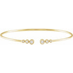 1/4 Ctw Natural Diamond Graduated Cuff 7 Bracelet - 14K Gold (Y W Or R)