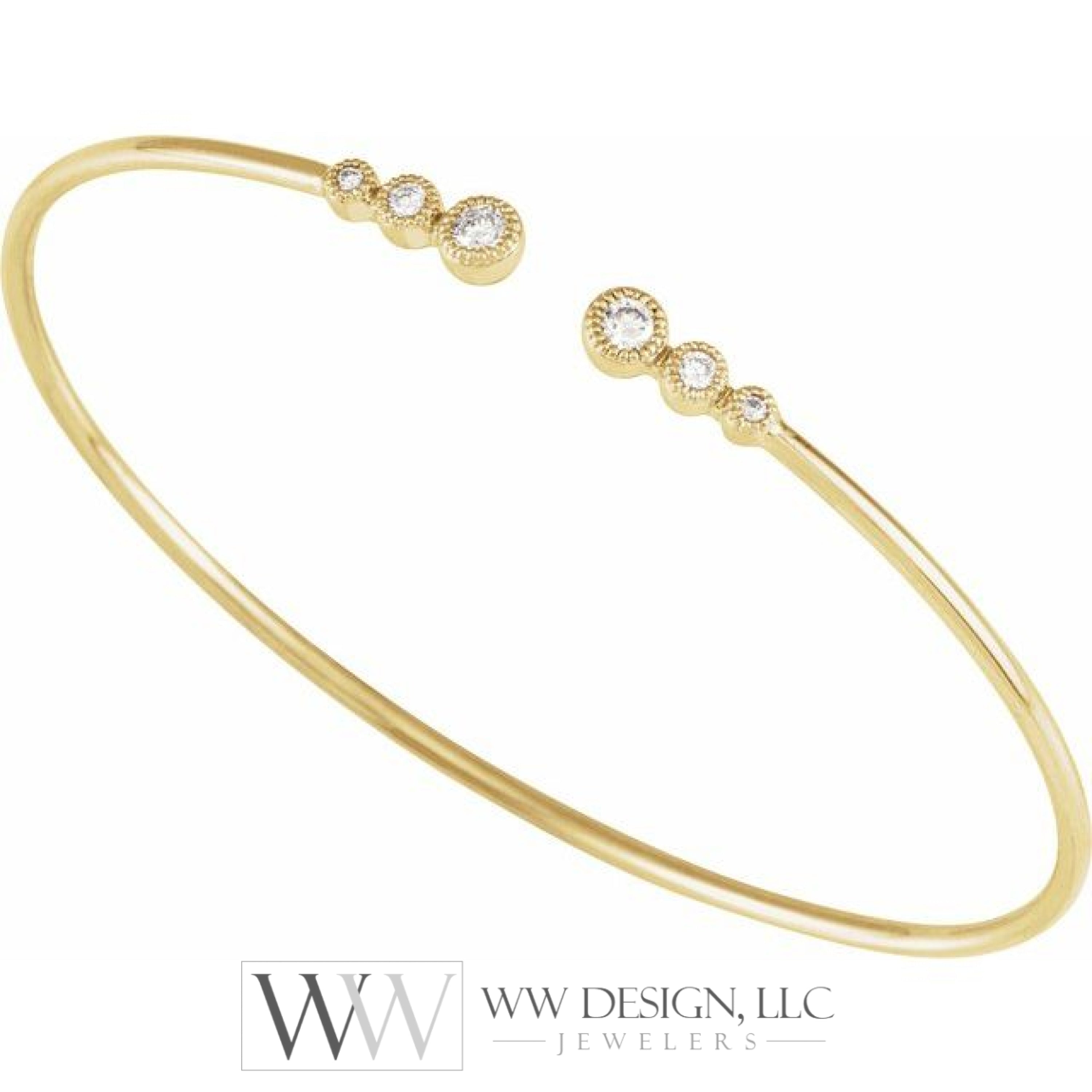 1/4 Ctw Natural Diamond Graduated Cuff 7 Bracelet - 14K Gold (Y W Or R)