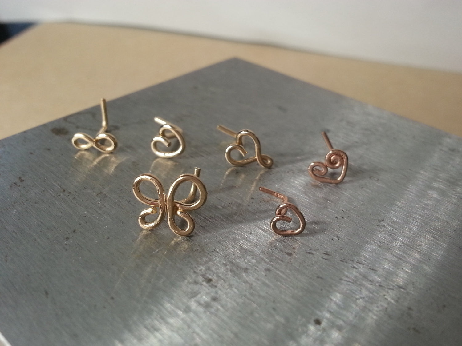 Nose Stud VARIETY VALENTINES Heart Cartilage 22, 24, 26ga 14k Yellow, White, Pink Rose Solid / Gold Filled / Silver Earring Helix Tragus